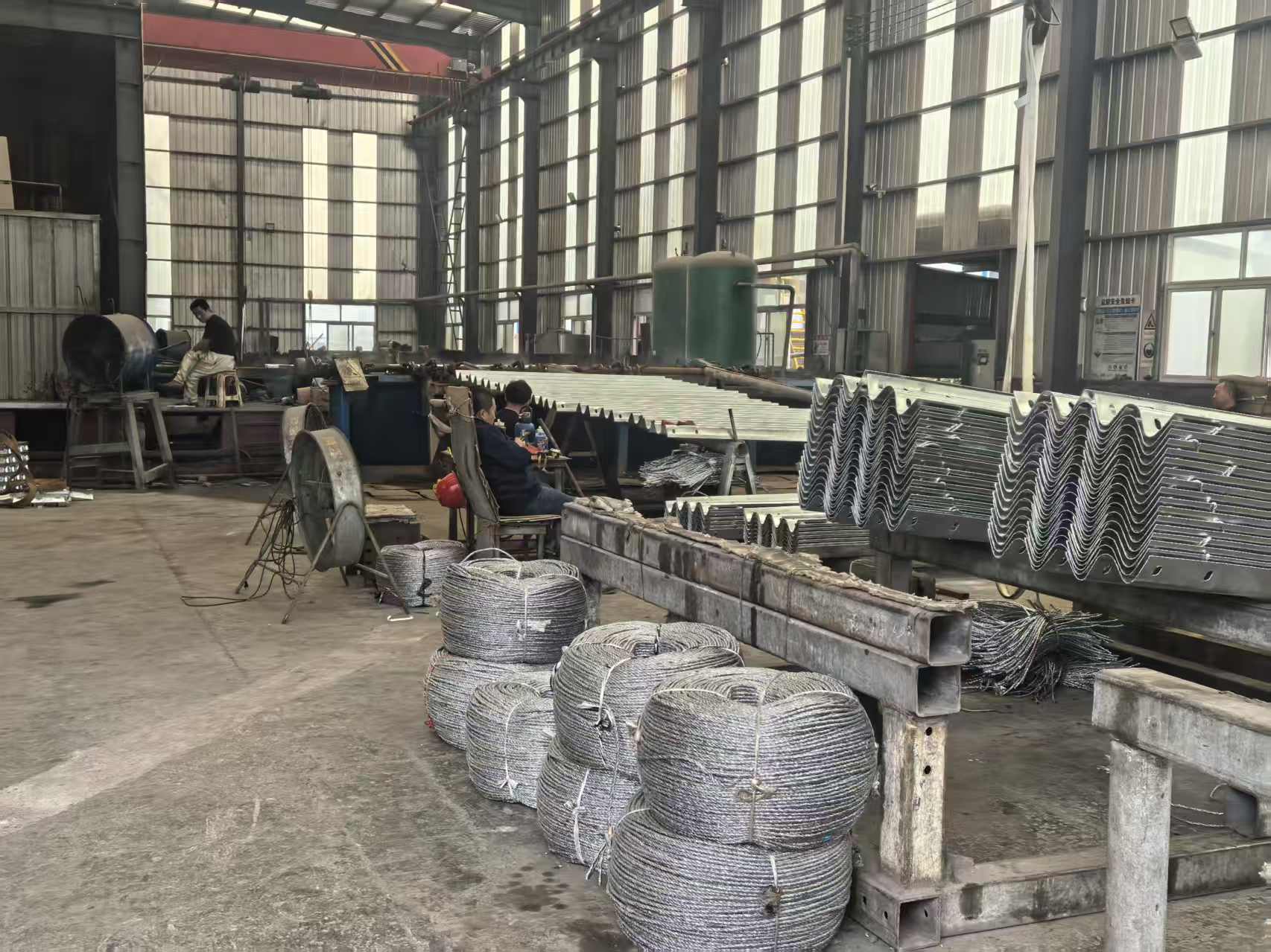 延安市波形护栏立柱三波波形护栏 - 价格